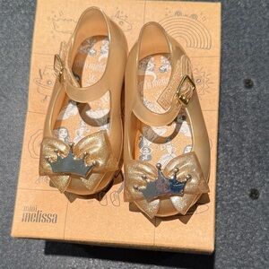 Mini Melissa Gold Crown Kids Dress Shoes